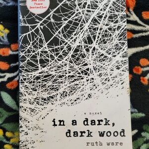 In a Dark, Dark Wood book by Ruth Ware